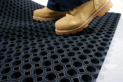 Ringmat Black Rubber Long Life Floor Mat Honeycomb Pattern