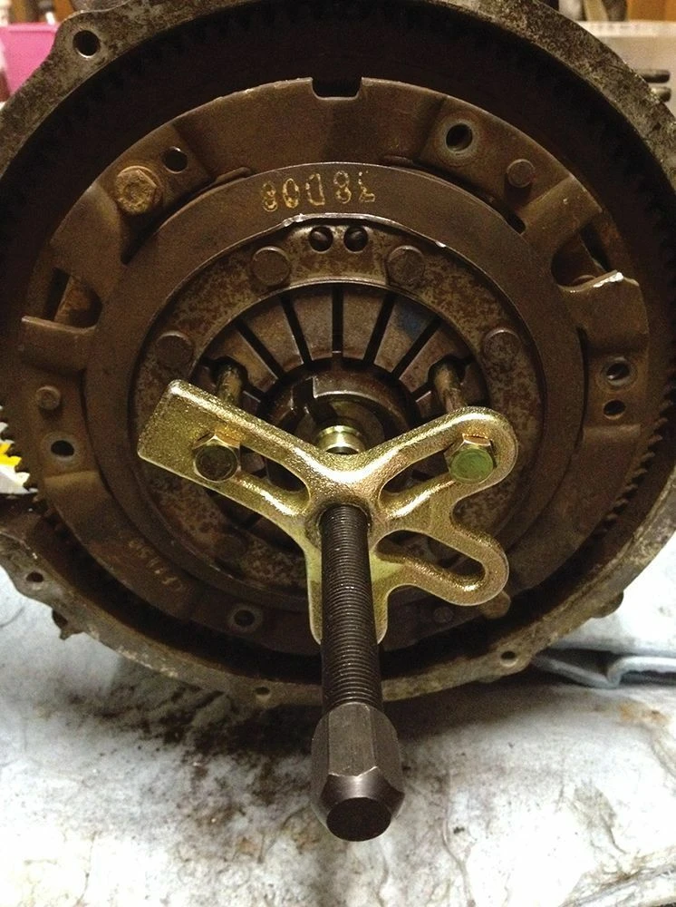 Silverline Harmonic Balancer Puller Kit 13 Piece - Image 2